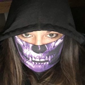 Meet your Posher, Desiree